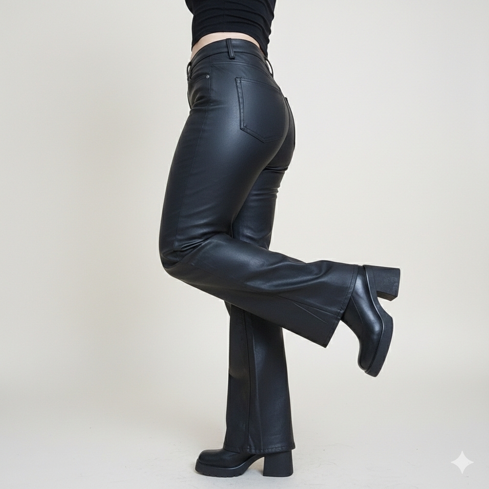 3/50$○ H&M Black Faux Leather Trousers • 6
